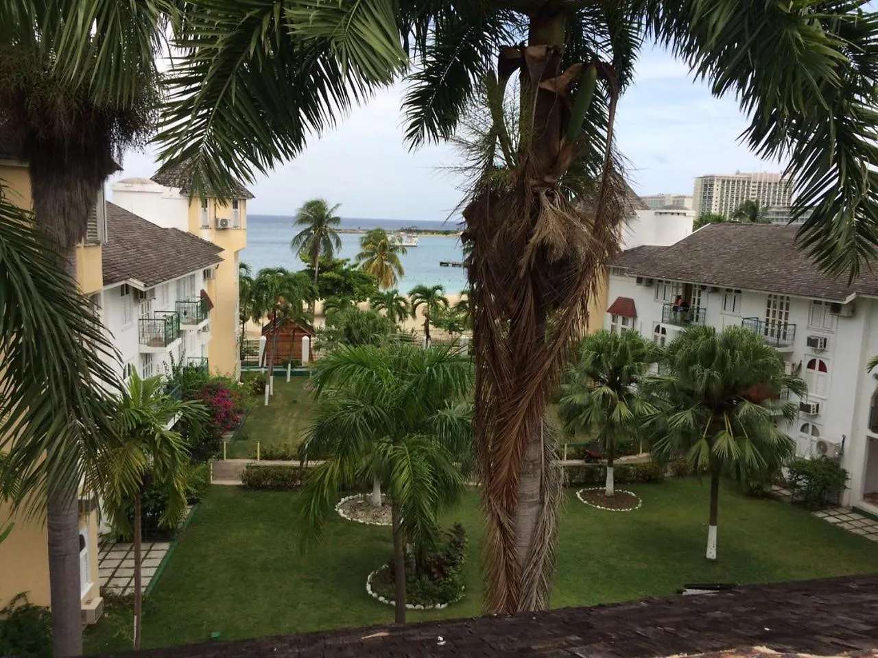 Sandcastle Apartments E9 Ocho Rios Jamaica